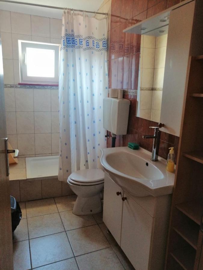 Apartmani Trupeljak 만드레 외부 사진