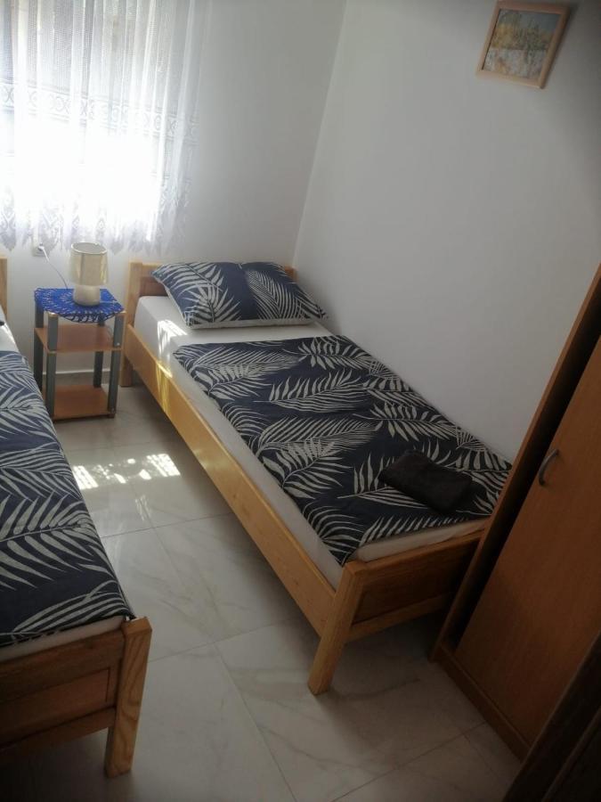 Apartmani Trupeljak 만드레 외부 사진